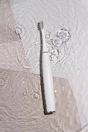 Oclean Air 2T cestovná sada na zuby White