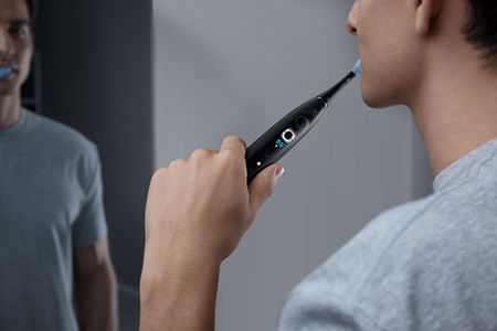 Oclean X Pro 20 Sonic Toothbrush + replacement heads