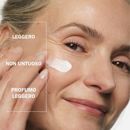 Olay Vitamin C Brighten & Glow set per un'idratazione intensa della pelle