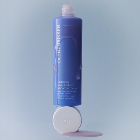 OLEHENRIKSEN Transform Silkfoliant Daily Tri-Acid Smoothing Toner with Mandelic Acid sanftes Peeling-Tonikum zur täglichen Anwendung