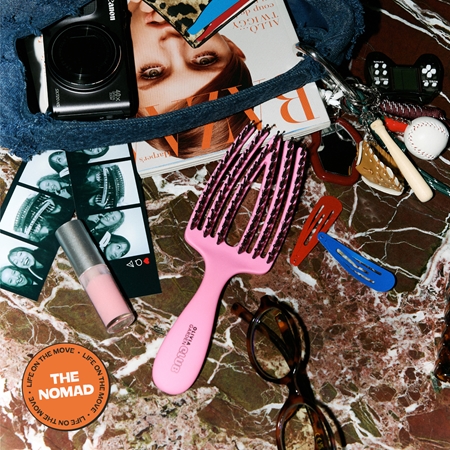 Olivia Garden Club The Nomad Detangling&Shine Fingerbrush Flat Brush for hair