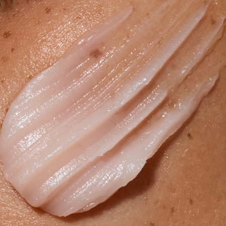 Omorovicza Queen Cream denní krém pro obnovu pevnosti pleti s matným efektem