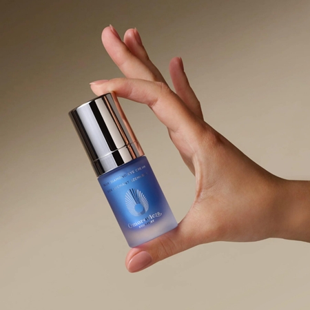 Omorovicza Blue Diamond Eye Cream creme energizante para o contorno dos olhos