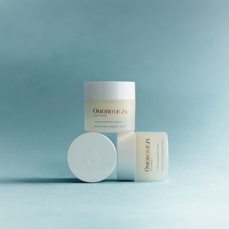 Omorovicza Hydro-Mineral Cushioning Day Cream Noorendav päevakreem kõigile nahatüüpidele