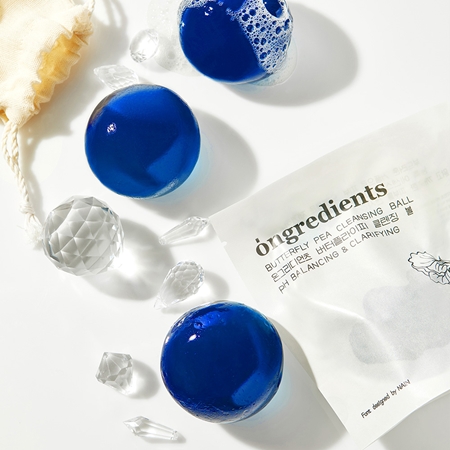 Ongredients Butterfly Pea Cleansing Ball valomasis veido muilas antioksidacinio poveikio