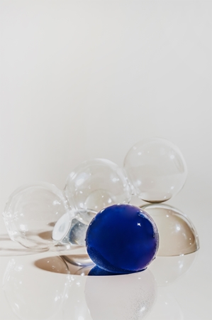 Ongredients Butterfly Pea Cleansing Ball valomasis veido muilas antioksidacinio poveikio