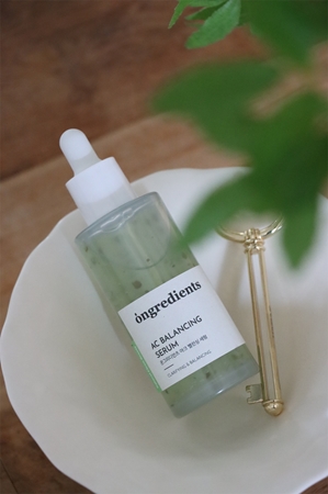 Ongredients AC Balancing Serum ausgleichendes Serum zur Erhöhung der Hautqualität