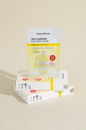 Ongredients Skin Barrier Calming Mask masque apaisant en tissu pour le renforcement de la barrière cutanée