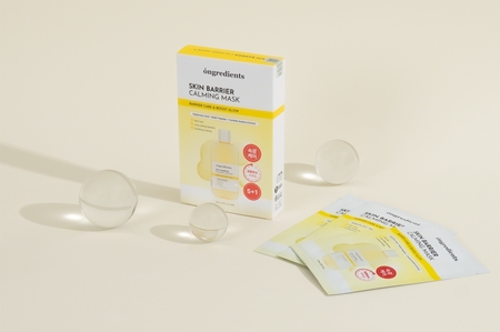Ongredients Skin Barrier Calming Mask masque apaisant en tissu pour le renforcement de la barrière cutanée