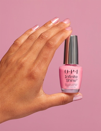 OPI Infinite Shine Silk Nagu laka ar gēla efektu
