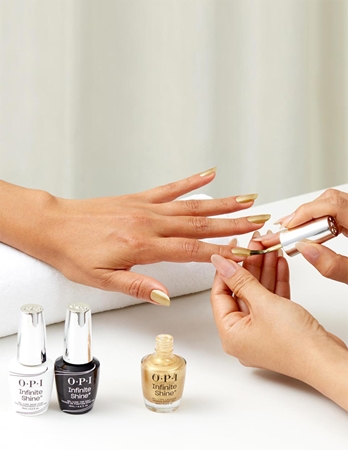 OPI Infinite Shine Silk Nagu laka ar gēla efektu