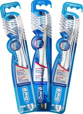 Oral B Pro-Expert CrossAction All In One spazzolino soft