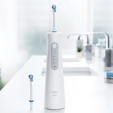 Oral B GeniusX + Aquacare 6 Ensemble de soins dentaires