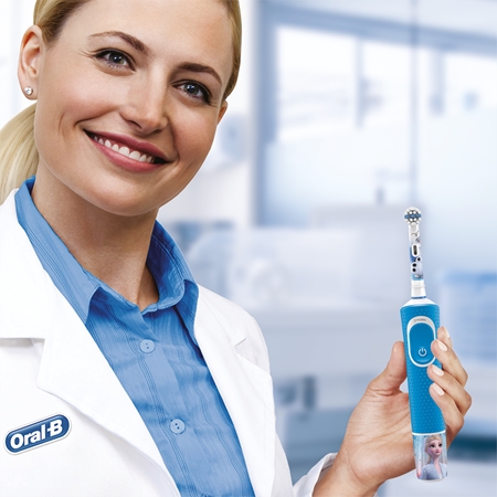 Oral B Vitality Kids 3+ Frozen escova de dentes eléctrica (com estojo) para crianças