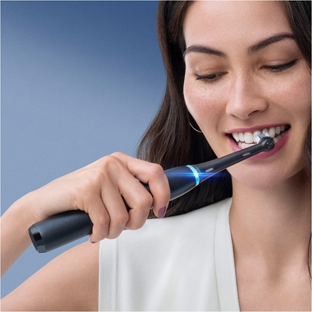 Oral B iO8 Elektrische Tandenborstel