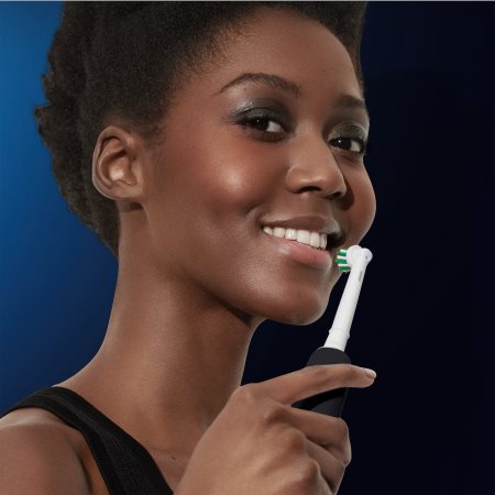 Oral B Pro Series 1 Black електрическа четка за зъби с калъфка
