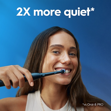 Oral-B iO2 Clean & Gentle Electric Toothbrush with bag DUO-PACK Matt Black & Forest Green