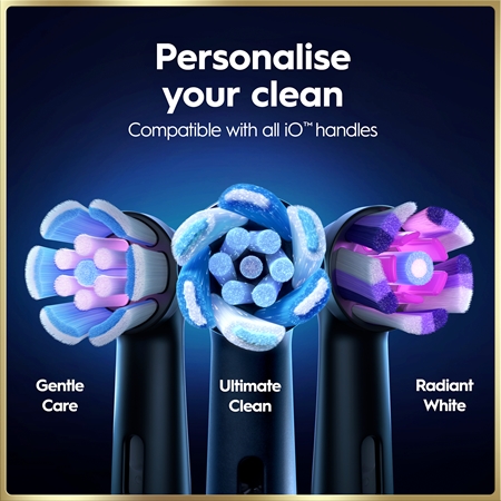 Oral-B iO9 Electric Toothbrush with bag