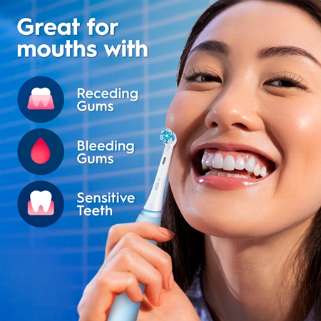 Oral-B iO3 electric toothbrush