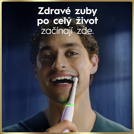 Oral-B iO 9 elektrický zubní kartáček s nabíjecím pouzdrem