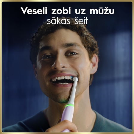 Oral-B iO 9 Elektriskā zobu suka ar uzlādes futrāli