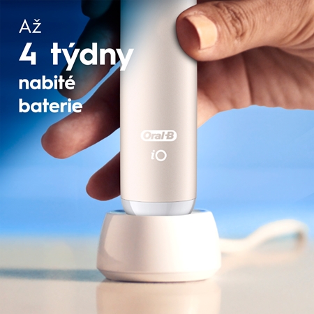 Oral-B iO2 elektrický zubní kartáček