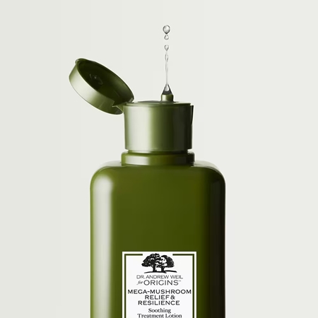 Origins Dr. Andrew Weil for Origins™ Mega-Mushroom Relief & Resilience Soothing Treatment Lotion omekšavajuća i umirujuća voda za lice