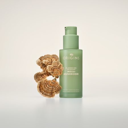 Origins Dr. Andrew Weil for Origins™ Mega-Mushroom Dark Spot Corrector Serum Correcting Serum to treat dark circles
