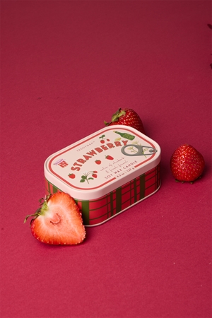 Paddywax Bistro Tin Strawberry scented candle in a tin