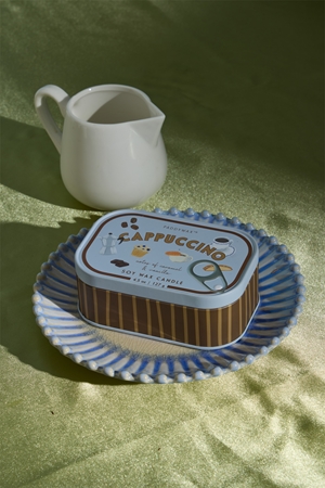 Paddywax Bistro Tin Cappuccino Duftkerze in blechverpackung