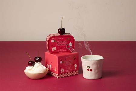 Paddywax Bistro Smoked Cherry lumânare parfumată
