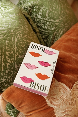 Paddywax Large Rectangle Matches Bisou Bisou šibice