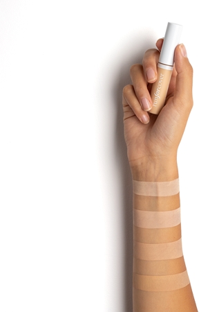 Paese Run For Cover Concealer correcting concealer with smoothing effect