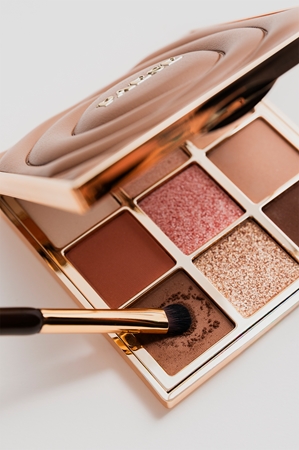 Paese Self Glow Eyeshadow Palette палетка тіней для очей
