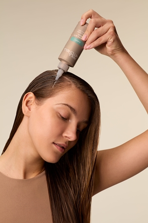 Paul Mitchell Clarify Foaming ACV Rince gel délicat exfoliant pour cheveux