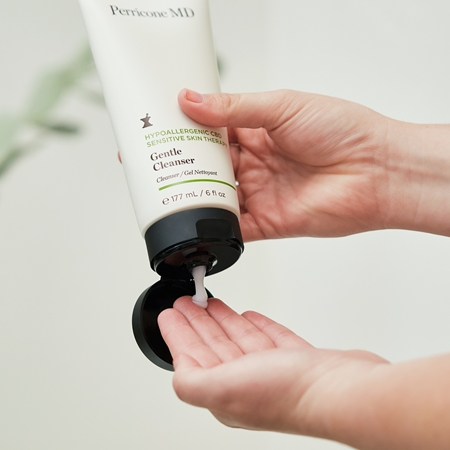 Perricone MD Hypoallergenic CBD Gentle Cleanser лек почистващ гел