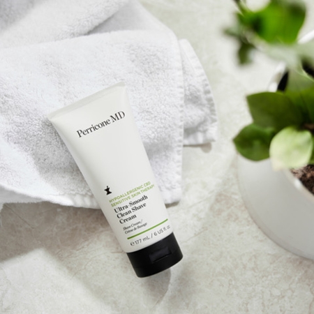 Perricone MD Hypoallergenic CBD Gentle Cleanser krém na holení pro suchou a podrážděnou pokožku