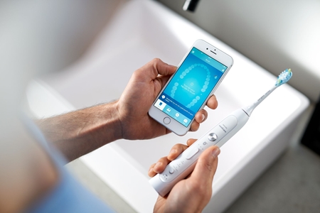 Philips Sonicare FlexCare Platinum Connected HX9192/02 spazzolino sonico elettrico con 3 programmi di pulizia