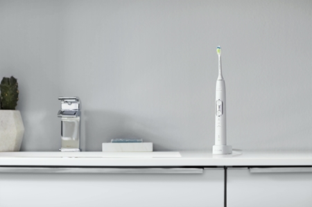 Philips Sonicare ProtectiveClean White HX6877/68 Cepillo de dientes eléctrico con desinfectante UV