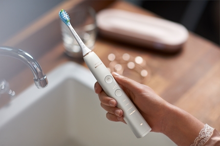 Philips Sonicare 9000 DiamondClean HX9911/94 cepillo de dientes eléctrico sónico con cargador en forma de vaso