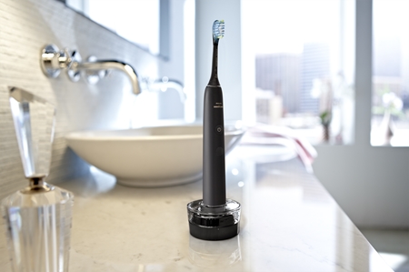 Philips Sonicare 9000 DiamondClean HX9914/57 spazzolino sonico elettrico. 2 corpi
