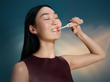 Philips Sonicare 9900 DiamondClean Prestige Prestige HX9992/11 Skaņas impulsu elektriskā zobu suka