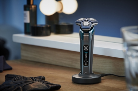 Philips Series 7000 Wet & Dry S7882/55 elektrický holiaci strojček pre citlivú pokožku