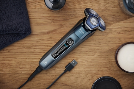 Philips Series 7000 Wet & Dry S7882/55 elektrický holiaci strojček pre citlivú pokožku
