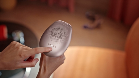 Philips Lumea IPL 7000 SC1998/00 IPL für Körper, Gesicht, Bikini- und Achselbereich
