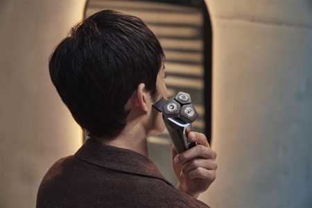 Philips Series 9000 Wet & Dry S9976/55 electric shaver