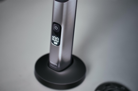Philips OneBlade Pro 360 QP6652/61 zastřihovač na tvář a tělo