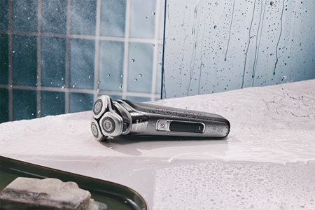 Philips Series i9000 Prestige XP9202/10 elektrický holicí strojek pro muže