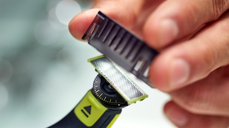 Philips OneBlade 360 QP2724/31 de tuns barba