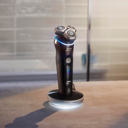 Philips Series i9000 Prestige Ultra XP9400/31 Electric Shaver for men